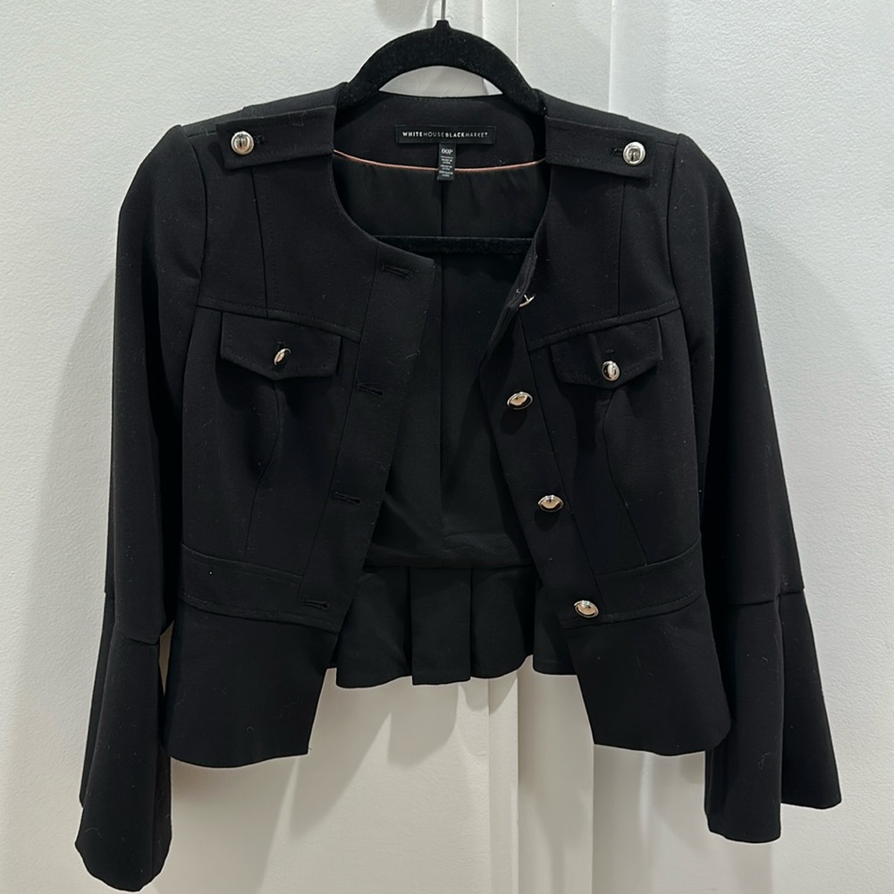 *Like New* WHBM Blazer Silver Buttons